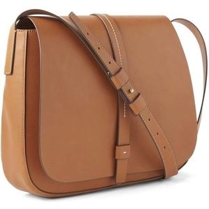 Gap crossbody saddle bag